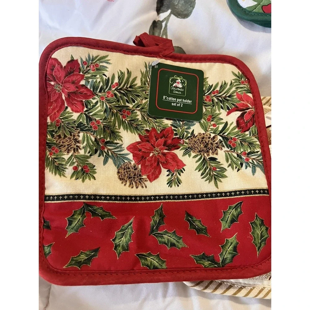 Poinsettia Pot Holders Christmas Pattern Set Of 4,‎ Christmas House